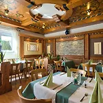 Гостевой дом Gaestehaus Mythos 3*