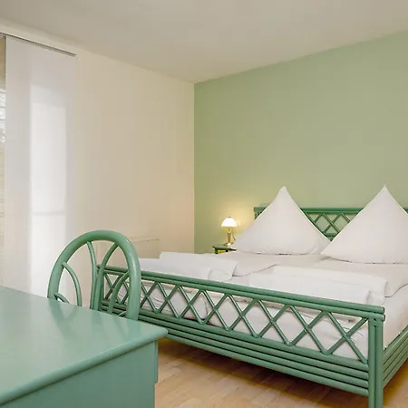 Pensionat Gaestehaus Mythos 3*