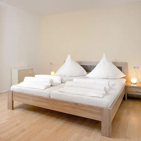 Maison d'hôtes Gaestehaus Mythos 3*