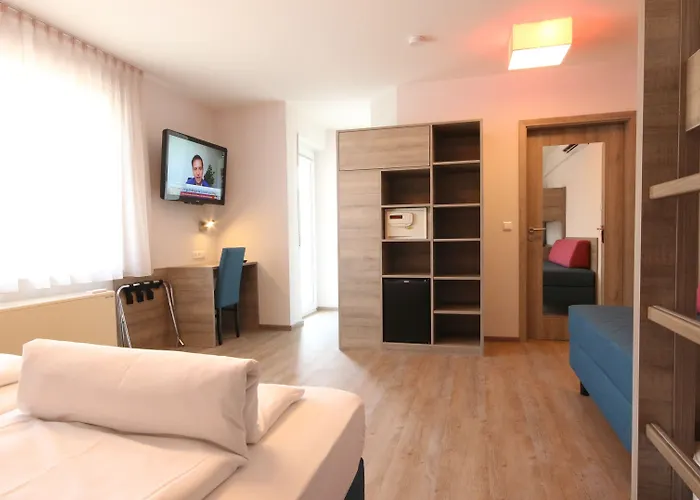 招待所 米索斯旅馆 鲁斯特